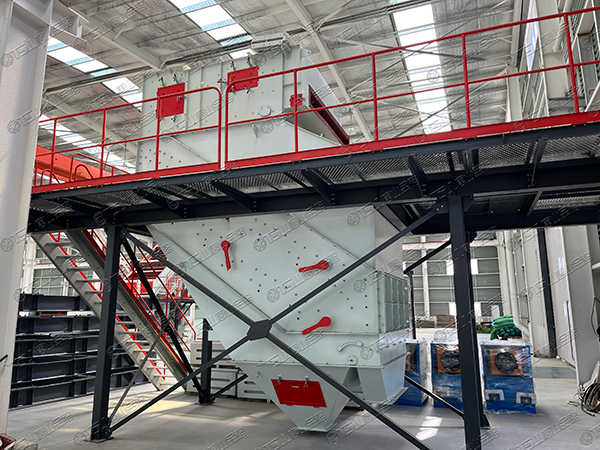 高頻篩，細(xì)物料篩分專家，效率高還不堵孔