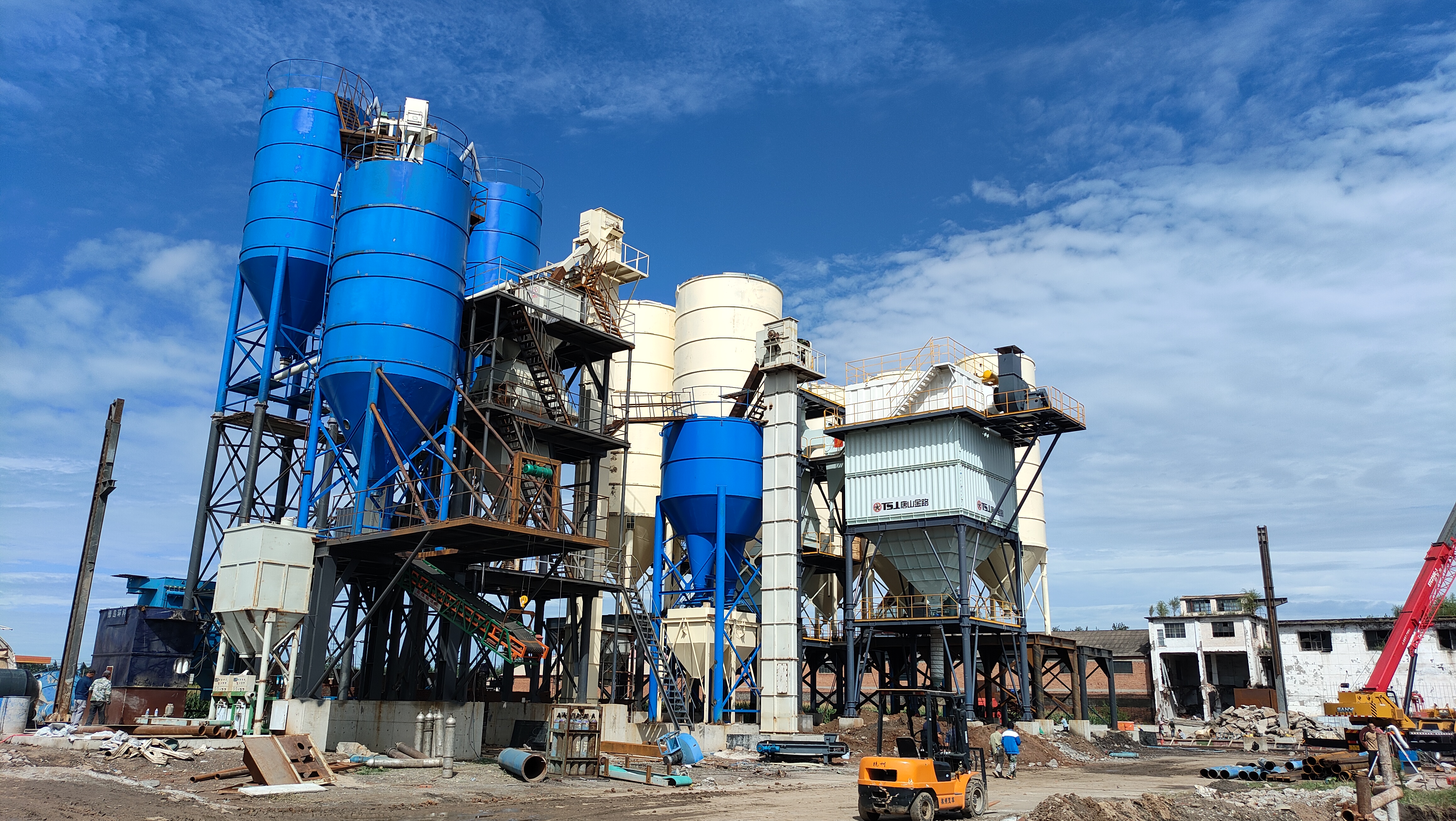 唐山金路制砂樓：智能引領(lǐng)，生產(chǎn)無憂